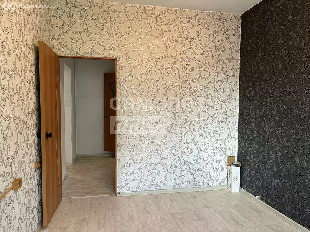 2-комнатная квартира: Кызыл, Бай-Хаакская улица, 6 (50 м) - Фото 0