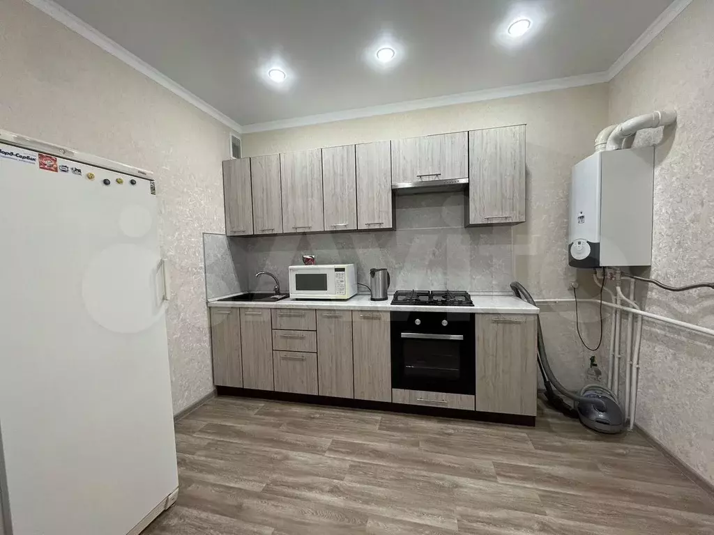 1-к. квартира, 41 м, 6/10 эт. - Фото 1