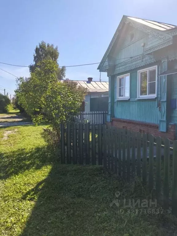 Дом в Ивановская область, пос. Лежнево ул. Ивановская, 21 (56 м) - Фото 0