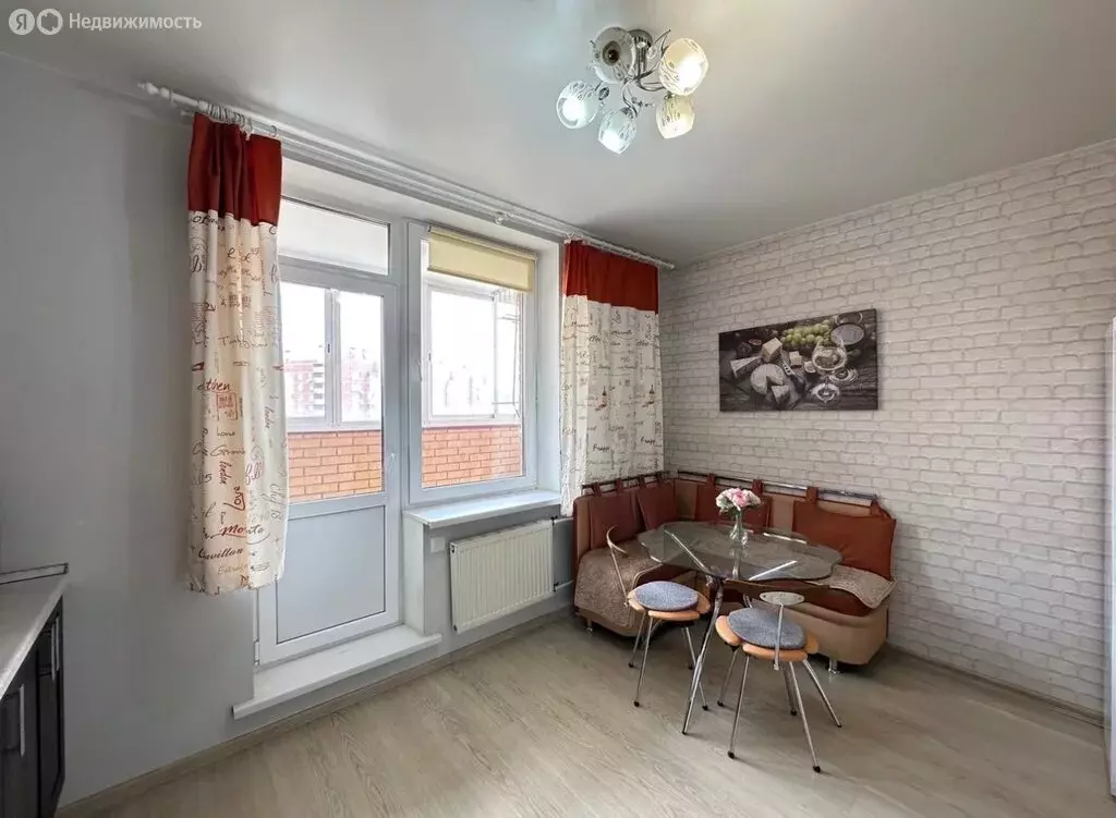 2-комнатная квартира: Балашиха, Троицкая улица, 3 (70 м) - Фото 1