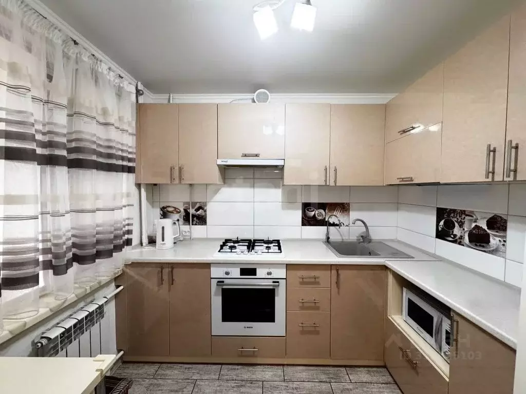 1-к кв. Крым, Феодосия ул. Челнокова, 94 (34.1 м) - Фото 0