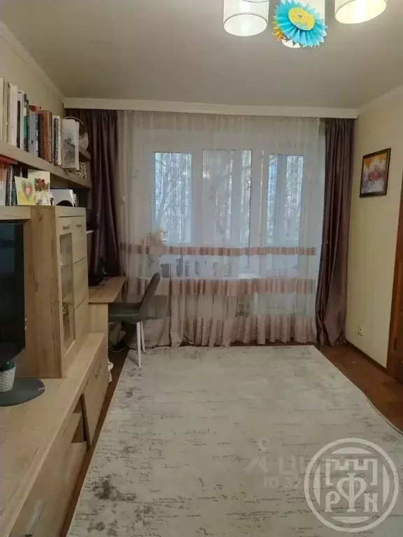 2-к кв. Санкт-Петербург пос. Стрельна, ул. Гоголя, 12 (44.1 м) - Фото 1