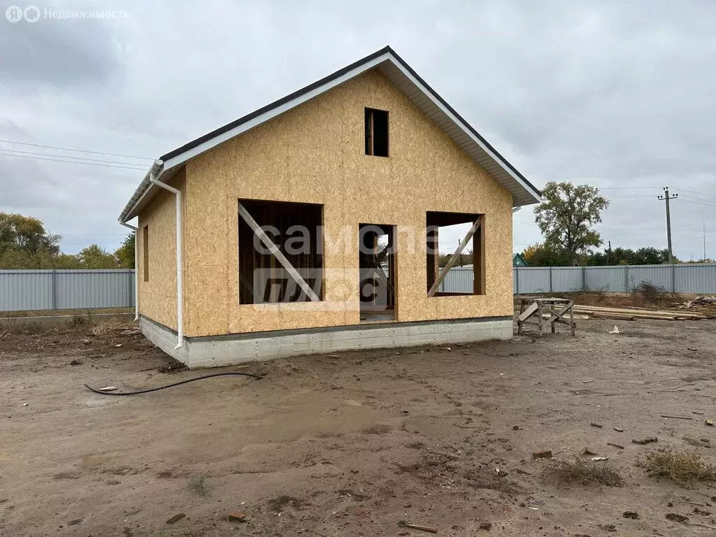 Дом в село Караульное, Молодёжная улица, 78 (64 м) - Фото 1