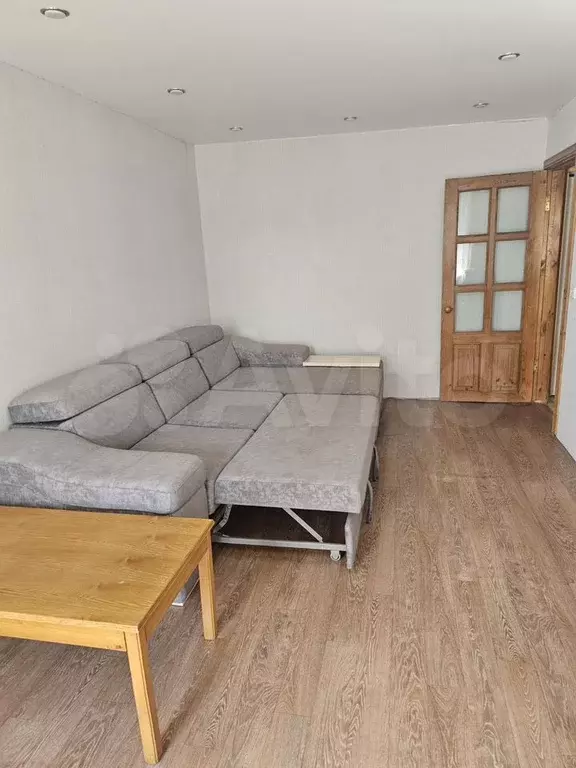 1-к. квартира, 30 м, 5/5 эт. - Фото 0
