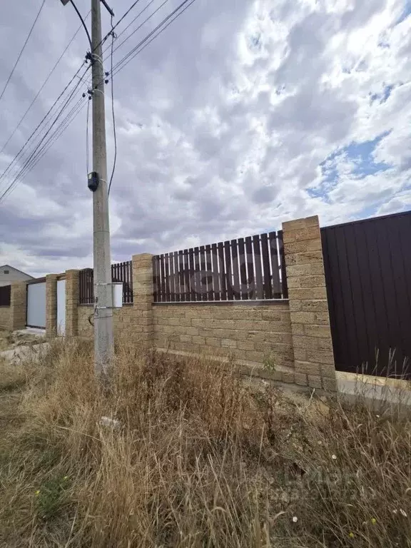 Участок в Крым, Сакский район, Ореховское с/пос, с. Михайловка ул. ... - Фото 1