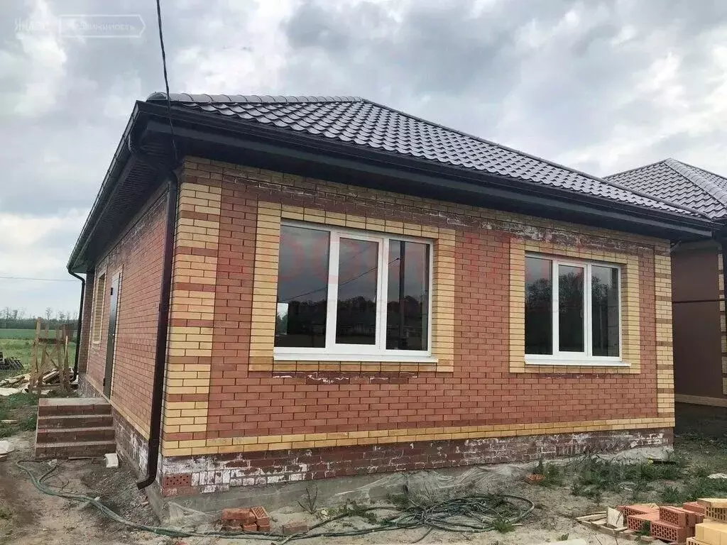 Дом в Ростовская область, Новочеркасск Фруктовая ул. (90 м) - Фото 1