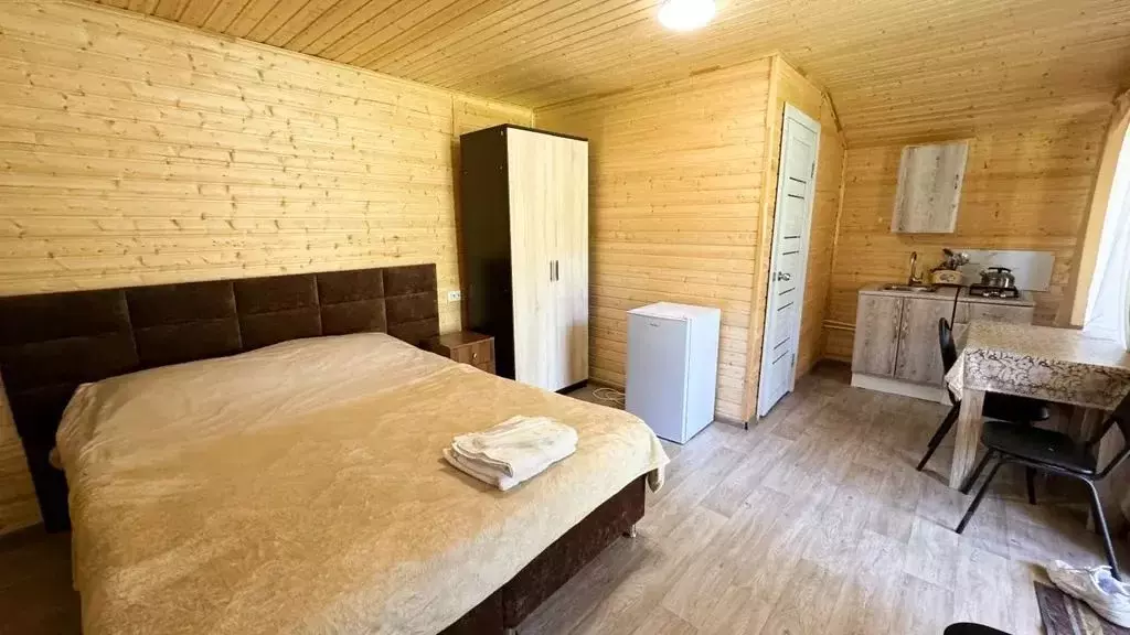 Дом в Карачаево-Черкесия, Зеленчукский район, с. Архыз  (70 м) - Фото 2