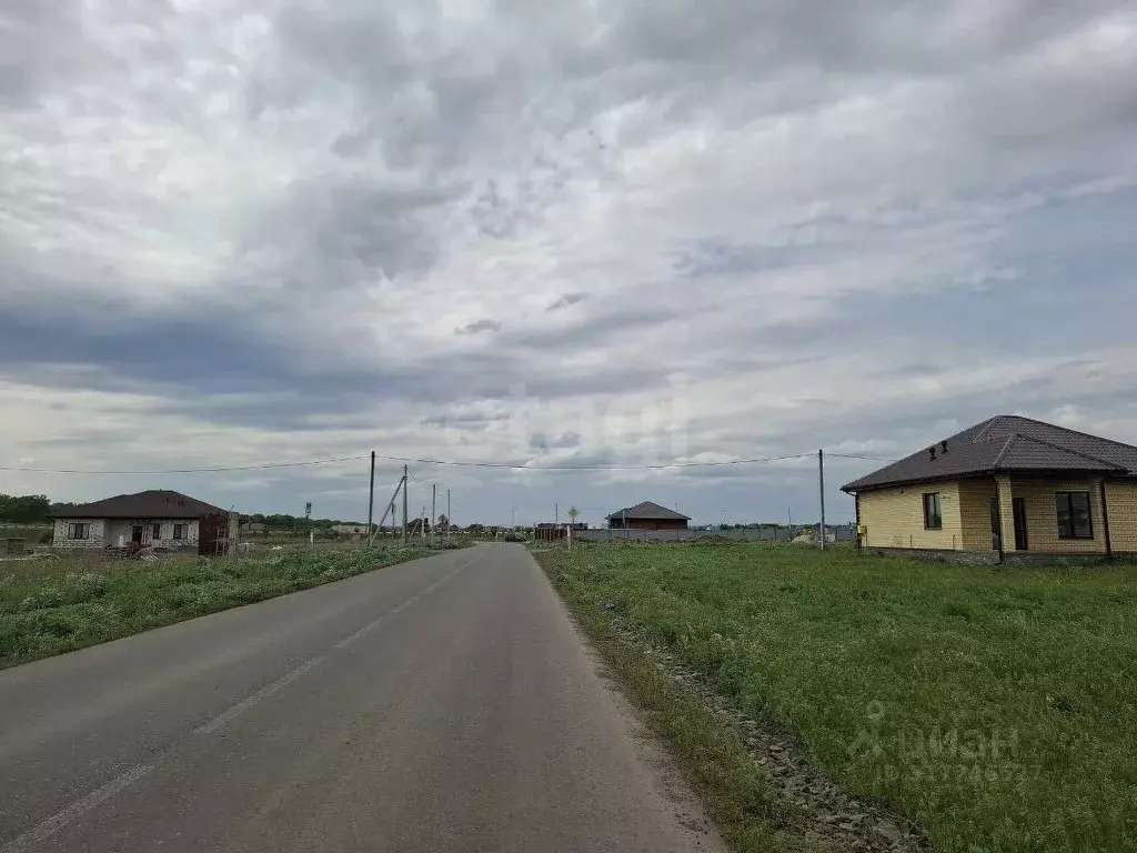 Участок в Белгородская область, Белгородский район, Разумное рп ул. ... - Фото 1