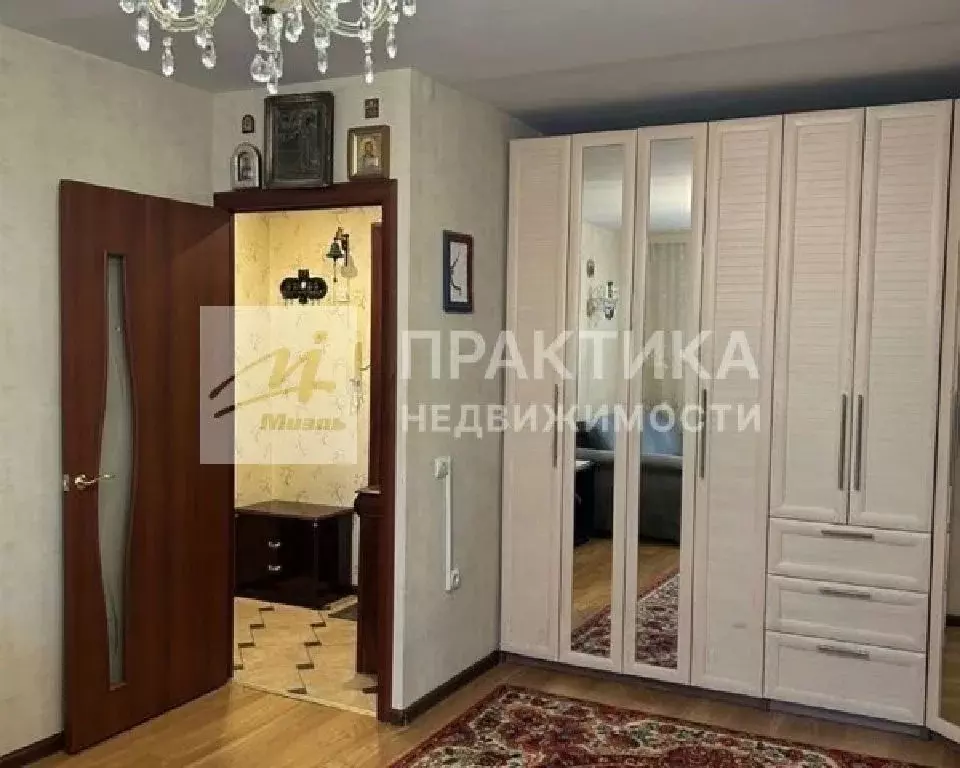 Продается 2-комнатная квартира - Фото 1