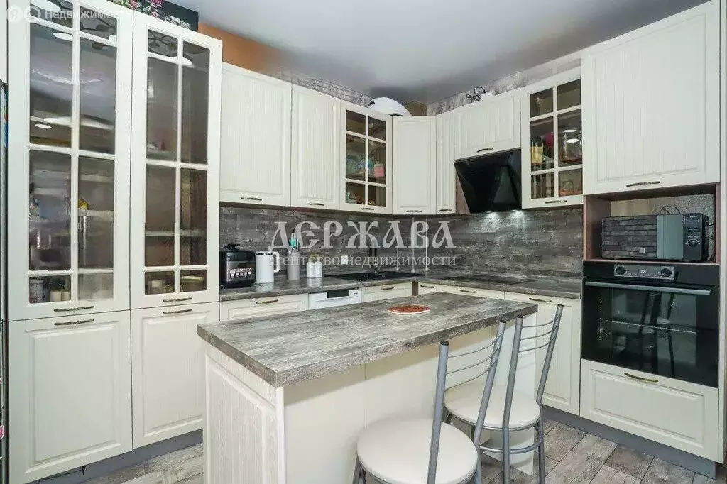 1-комнатная квартира: Старый Оскол, микрорайон Космос, 11А (47 м) - Фото 0