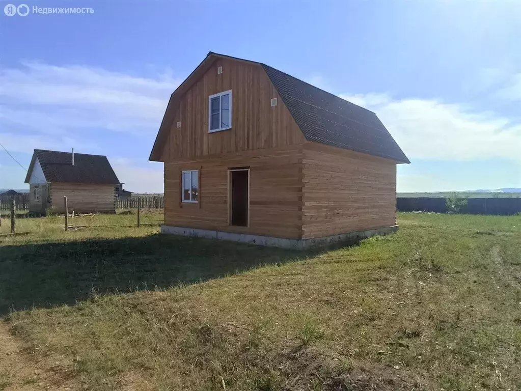 Дом в село Смоленка, микрорайон Добротный (150 м) - Фото 1