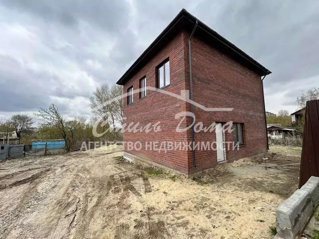 Дом в Волгоградская область, Волгоград Пермская ул., 3 (110 м) - Фото 1