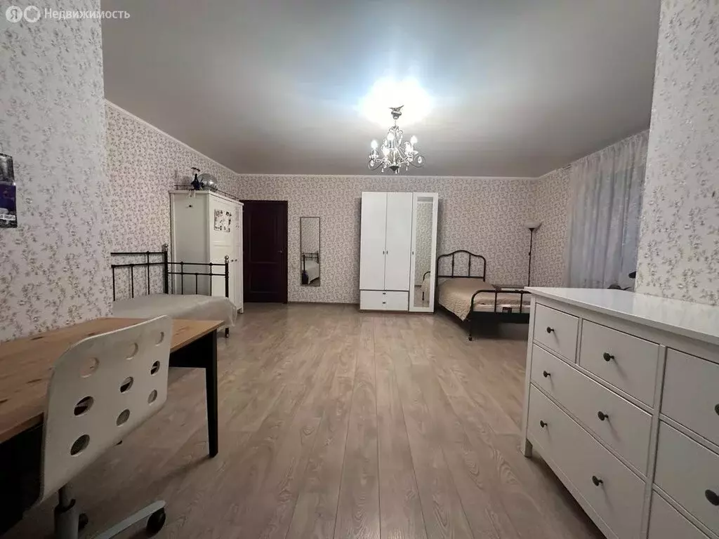 3-комнатная квартира: Казань, улица Академика Завойского, 13 (107.8 м) - Фото 0