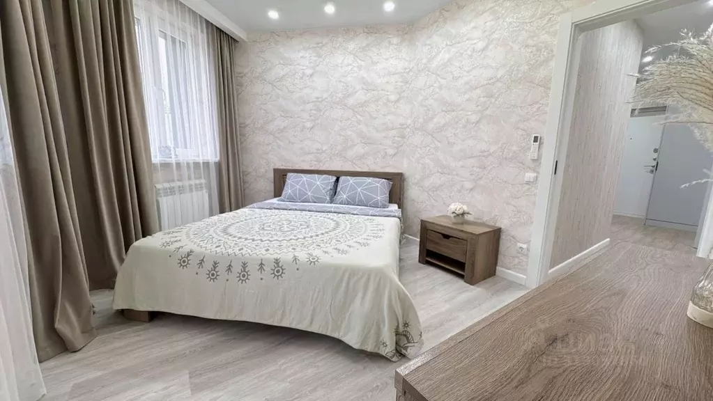 2-к кв. Краснодарский край, Сочи ул. Ленина, 298Бк4 (65.0 м) - Фото 1