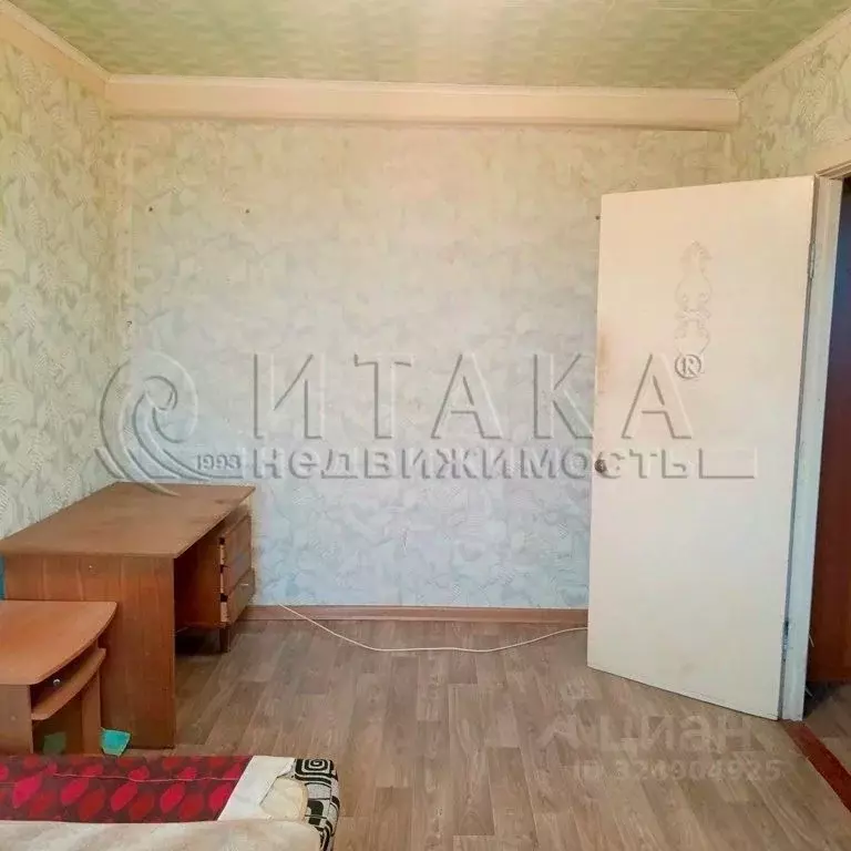 2-к кв. Ленинградская область, Ивангород Кингисеппский район, ул. ... - Фото 2