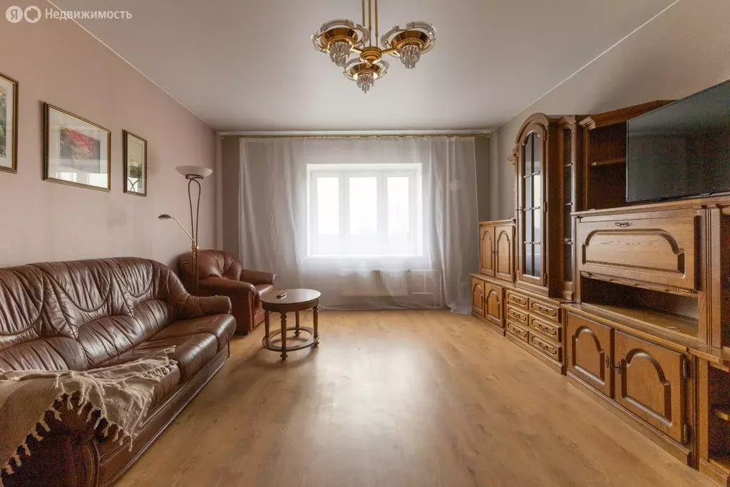 2-комнатная квартира: Павловск, Слуцкая улица, 7 (76.7 м) - Фото 1