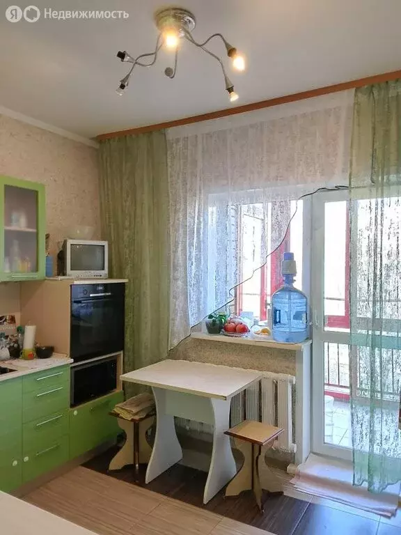 2-комнатная квартира: Курган, жилой район Заозёрный, 6-й микрорайон, ... - Фото 1
