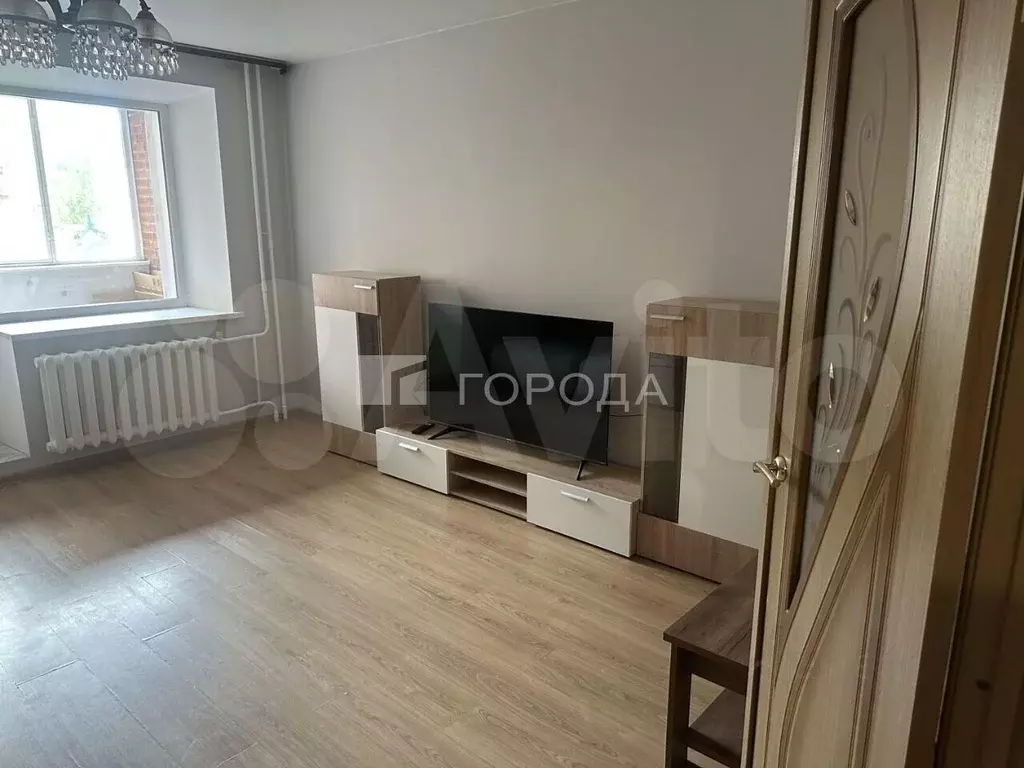2-к. квартира, 62 м, 1/10 эт. - Фото 1