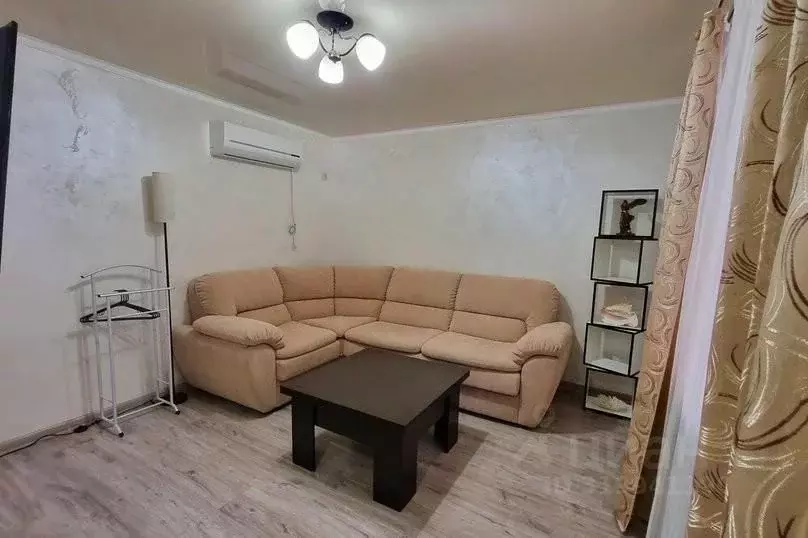 Дом в Краснодарский край, Геленджик ул. 40 лет Октября, 4 (60 м) - Фото 1