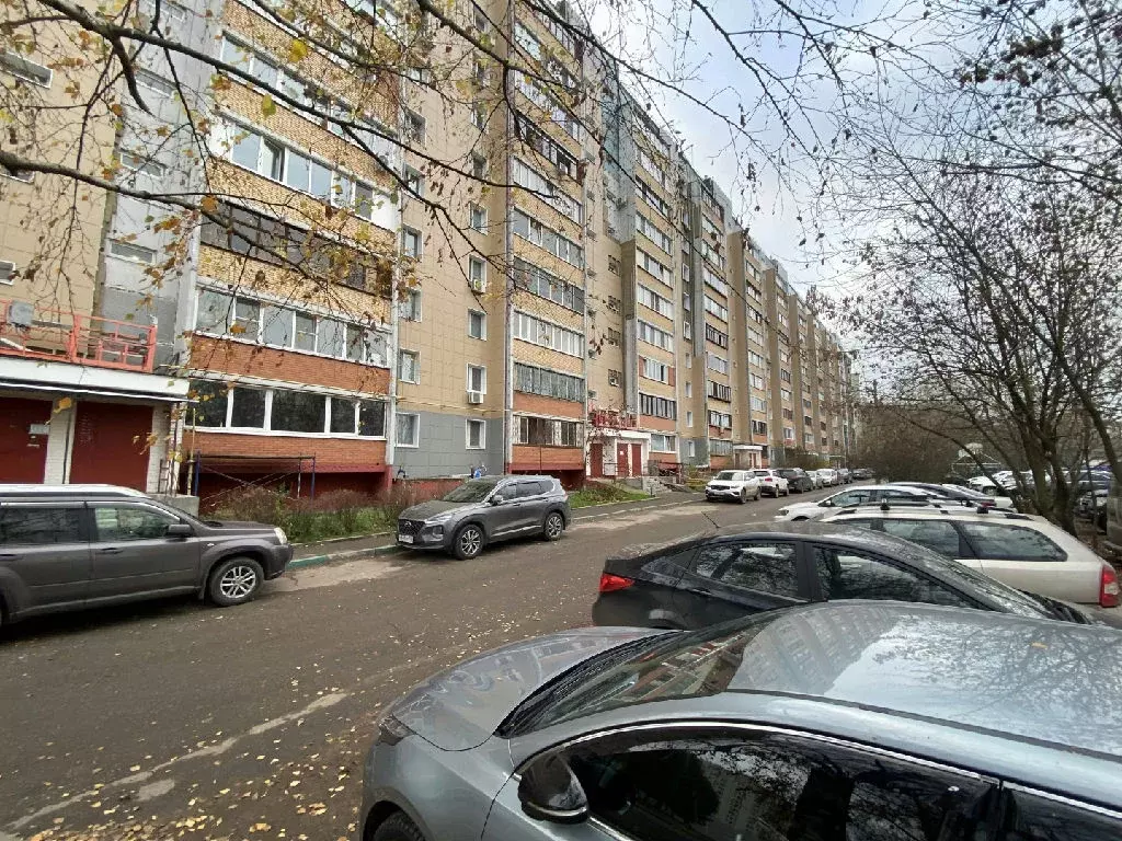 Продается 3-комнатная квартира - Фото 2