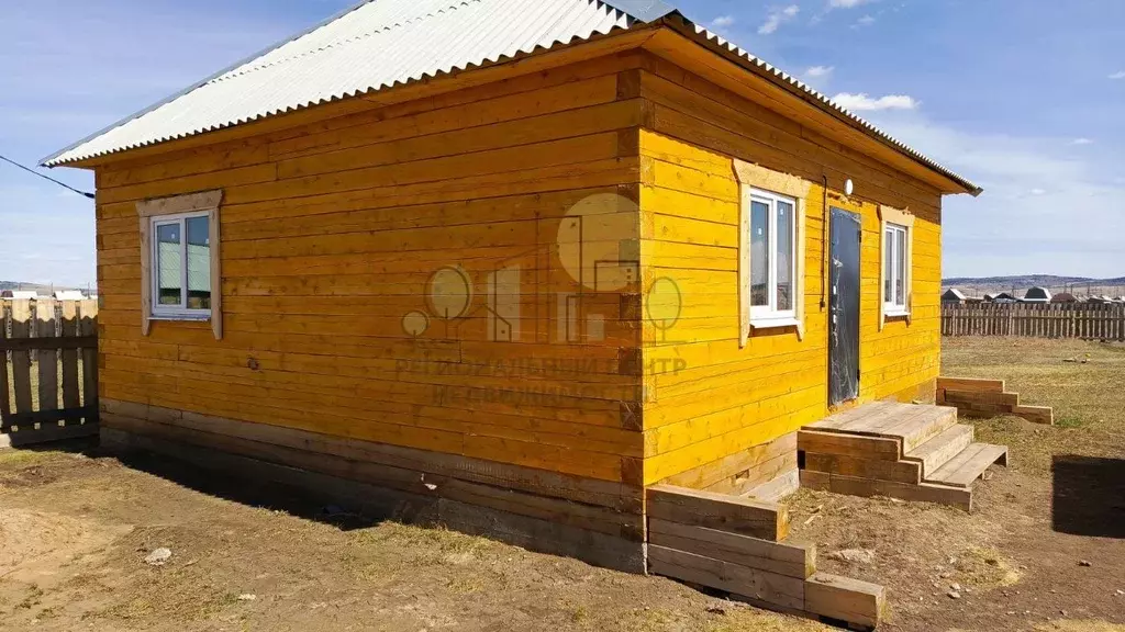 Дом в Иркутская область, Эхирит-Булагатский район, пос. ... - Фото 1