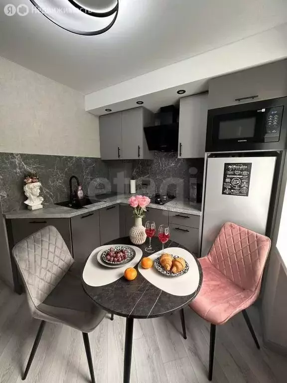 1-комнатная квартира: Калининград, улица Черняховского, 68 (30 м) - Фото 1