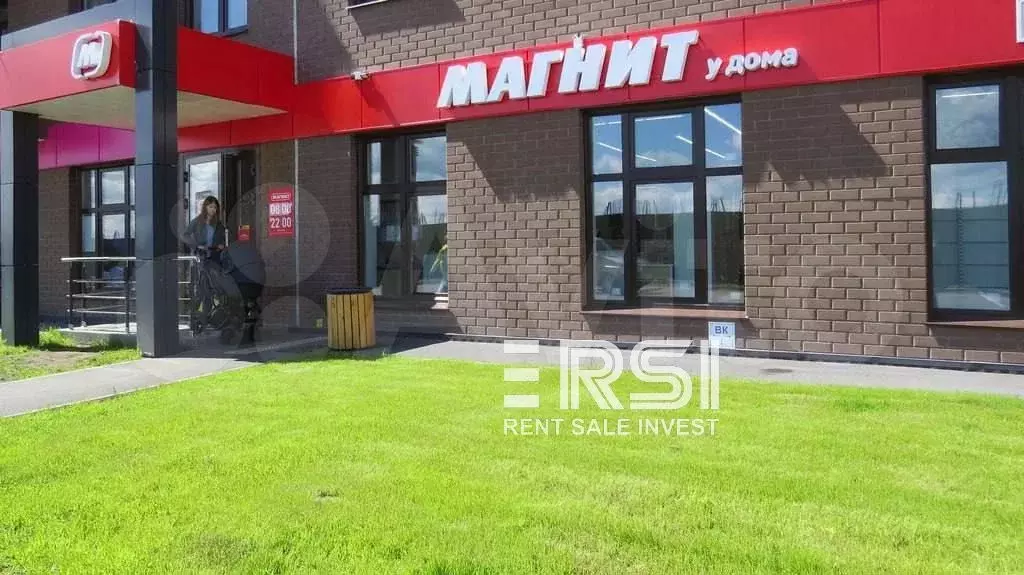 Продажа 570м2 метро торговое трафик 100кВт нов-ка - Фото 0