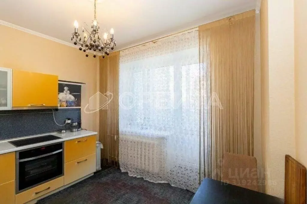 2-к кв. Тюменская область, Тюмень ул. Мельникайте, 125б (52.5 м) - Фото 1