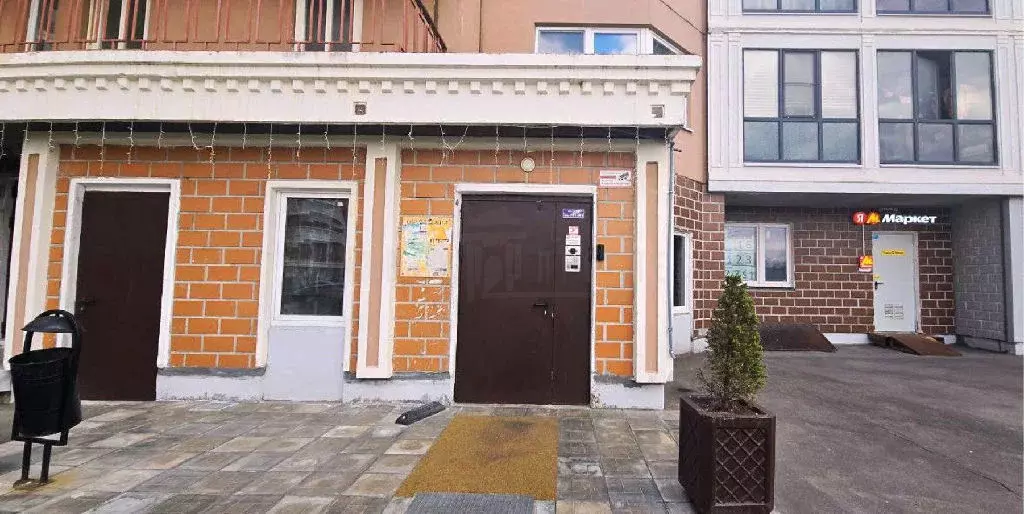 Продается 2-комнатная квартира - Фото 1