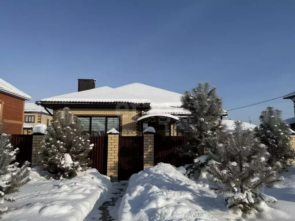 Дом в Башкортостан, Уфа городской округ, с. Нагаево ул. Беловежская, ... - Фото 1