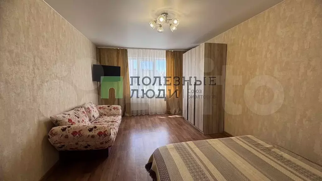 1-к. квартира, 38 м, 7/10 эт. - Фото 0