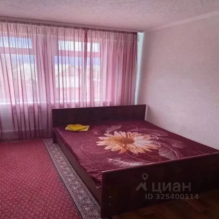 Комната Ямало-Ненецкий АО, Пуровский район, Уренгой пгт ул. ... - Фото 1