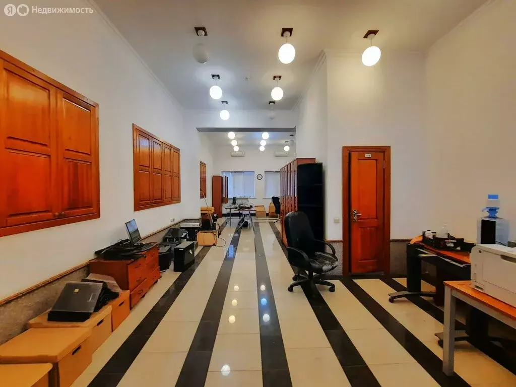 Офис (250 м) - Фото 1