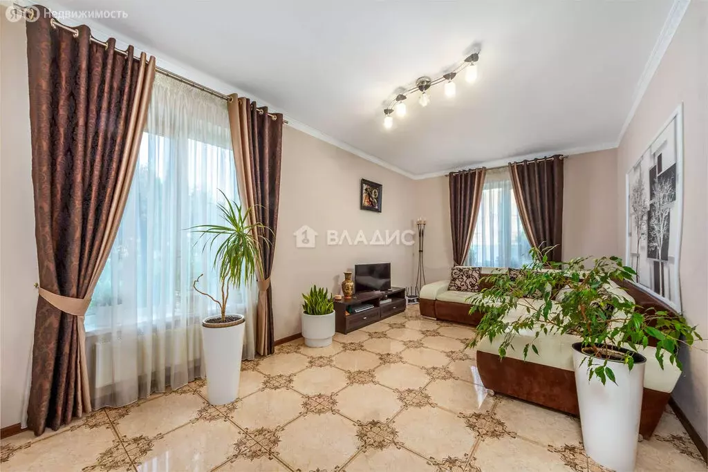 Дом в Малое Исаково, Гурьевская улица, 18 (160 м) - Фото 1