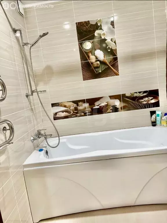 2-комнатная квартира: Саратов, Университетская улица, 59Ак2 (69 м) - Фото 2