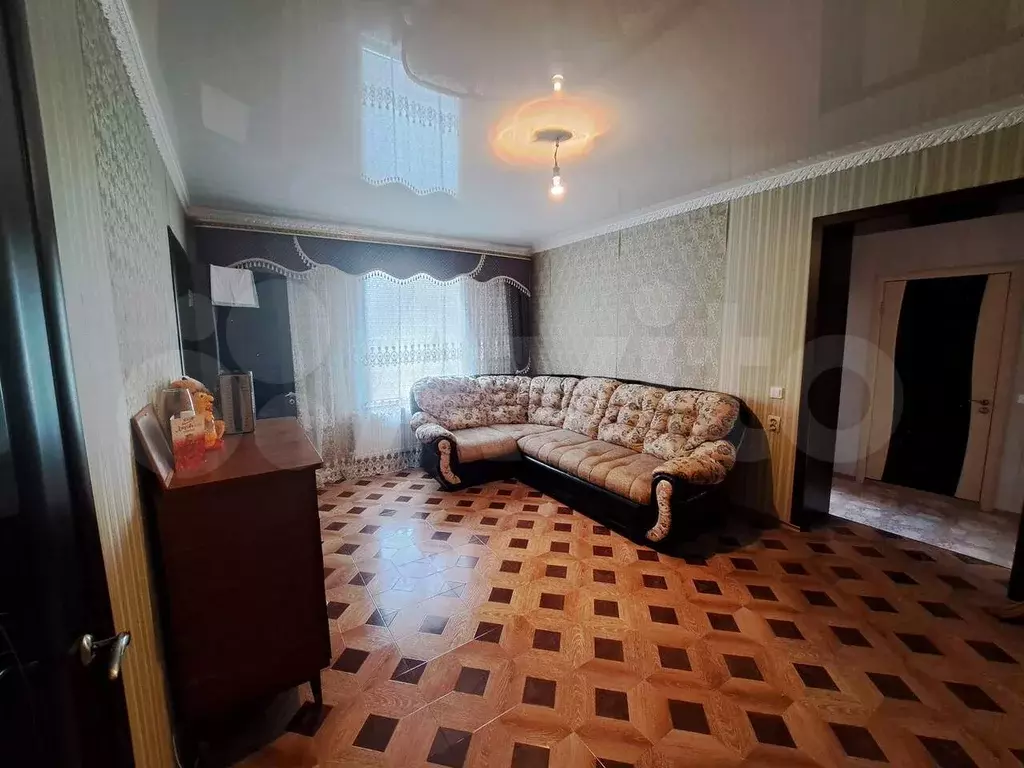 3-к. квартира, 70 м, 1/1 эт. - Фото 1