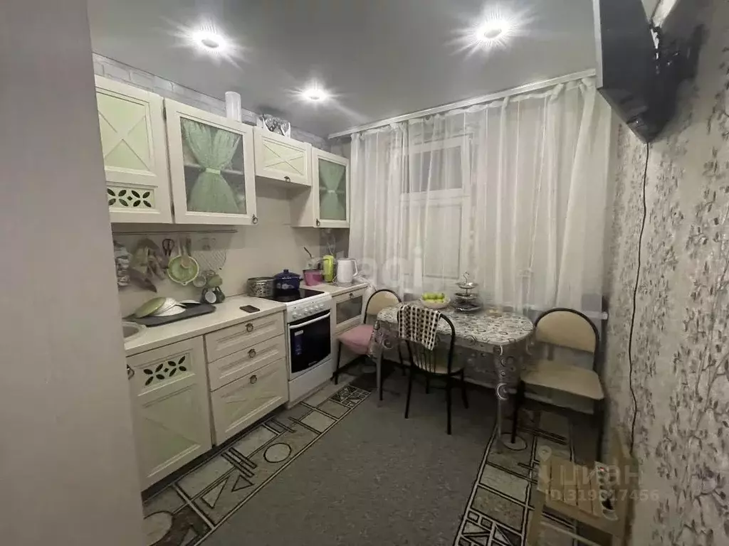 Комната Ямало-Ненецкий АО, Салехард ул. Чупрова, 20 (23.8 м) - Фото 0