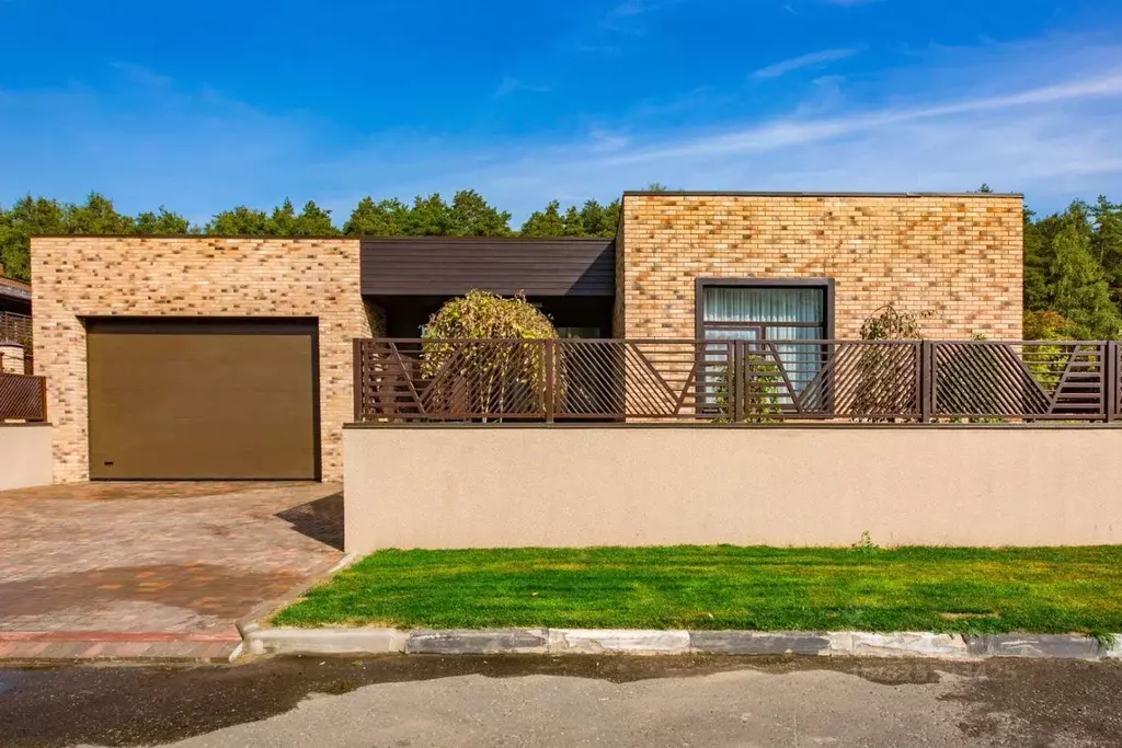 Дом в Московская область, Красногорск городской округ, д. Глухово ул. ... - Фото 1