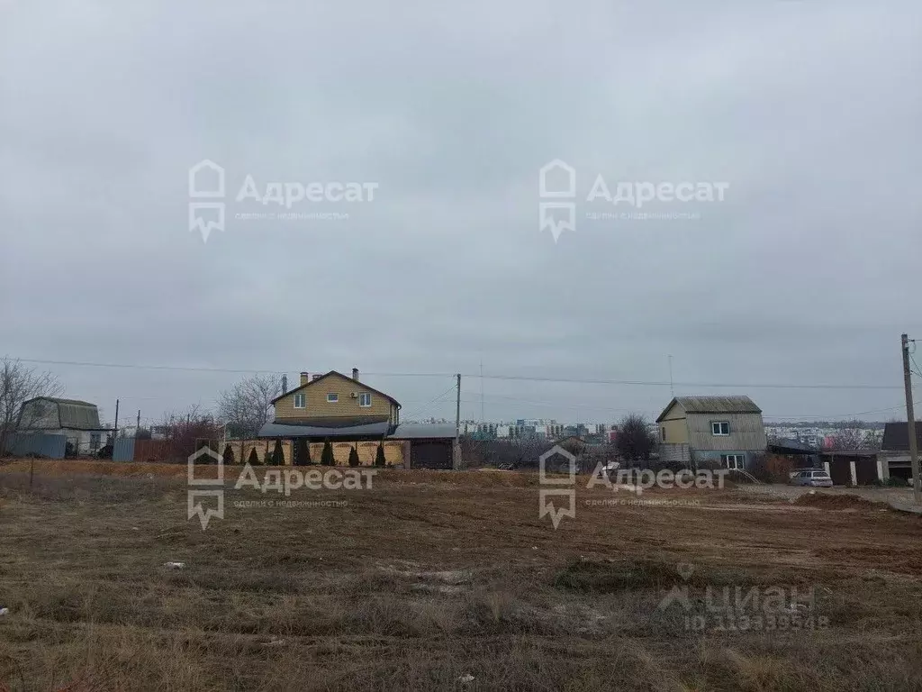 Участок в Волгоградская область, Волгоград Лазурное СТ,  (6.0 сот.) - Фото 1