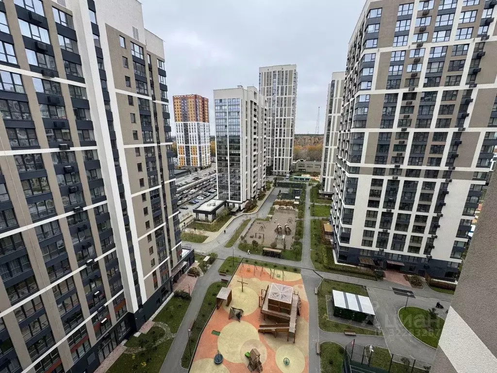 3-к кв. Свердловская область, Екатеринбург просп. Космонавтов, 108И ... - Фото 0