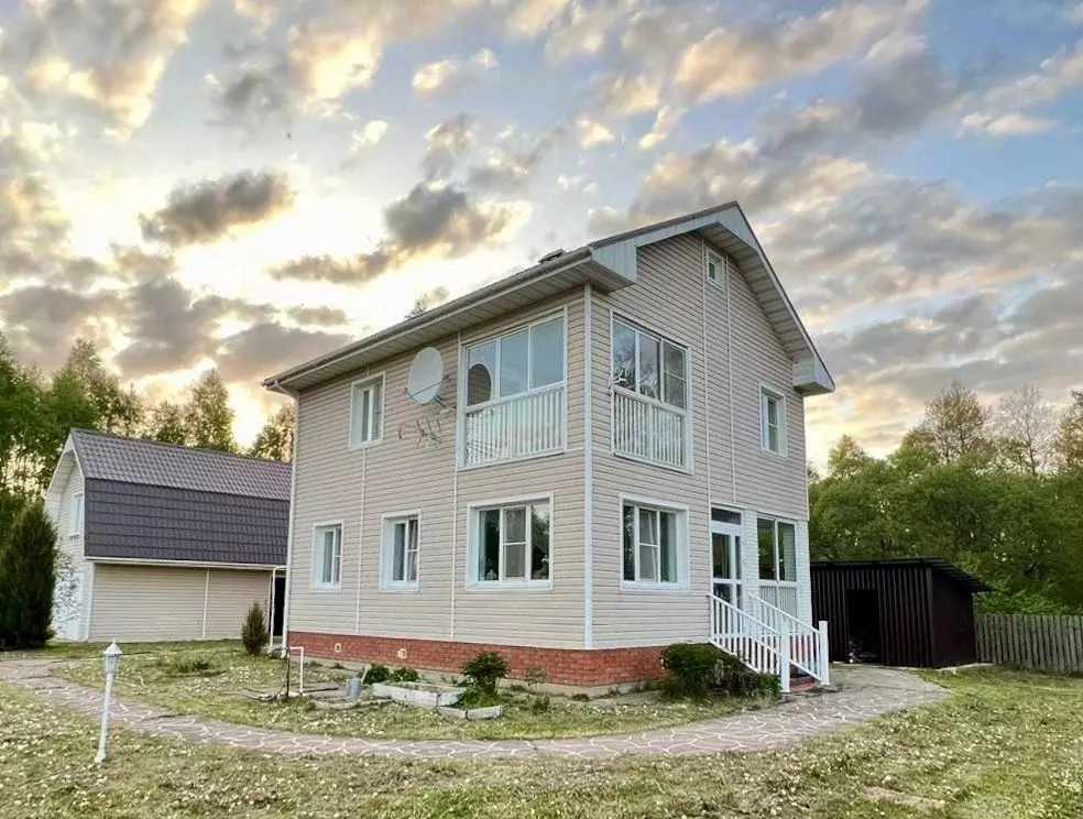 Дом в Калужская область, Износковский муниципальный округ, Хвощи с/пос ... - Фото 1