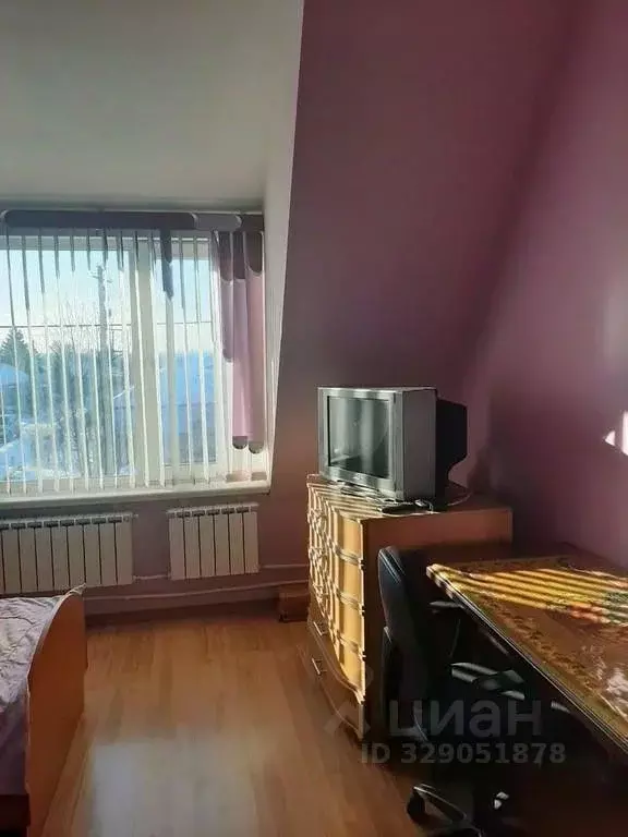 Дом в Омская область, Омск Городок Нефтяников мкр, ул. 50 лет Октября, ... - Фото 2