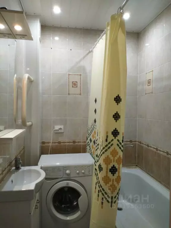 1-к кв. Тюменская область, Тюмень Холодильная ул., 15 (41.0 м) - Фото 0