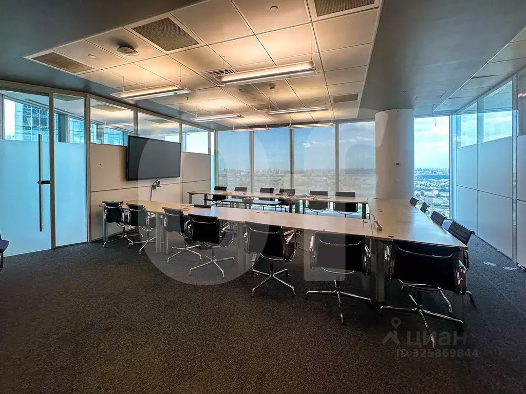 Офис в Москва наб. Пресненская, 10 (4077 м) - Фото 1