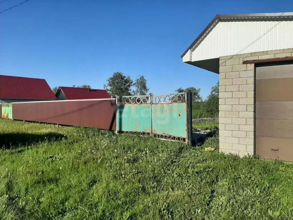 Участок в Башкортостан, Миякинский сельсовет, с. Родниковка ул. ... - Фото 0