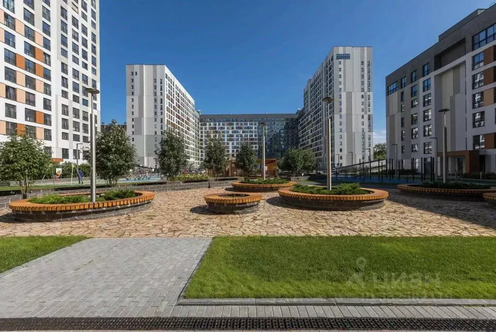 Комната Тюменская область, Тюмень ул. 50 лет Октября, 57Бк2 (10.0 м) - Фото 1