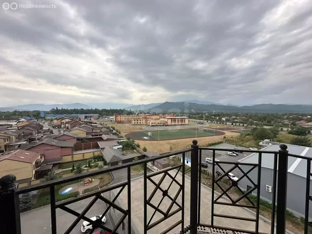 2-комнатная квартира: Владикавказ, улица Ахмада Кадырова, 7 (70 м) - Фото 1