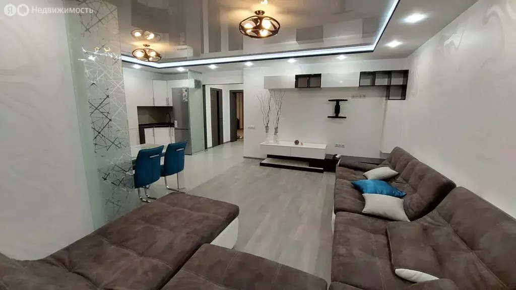 4-комнатная квартира: Ейск, Александровский переулок, 8 (102 м) - Фото 1