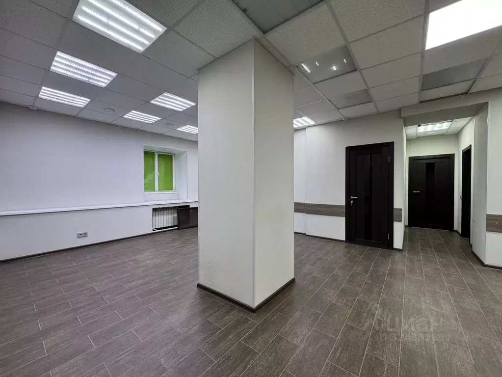 Помещение свободного назначения в Кировская область, Киров ул. ... - Фото 1