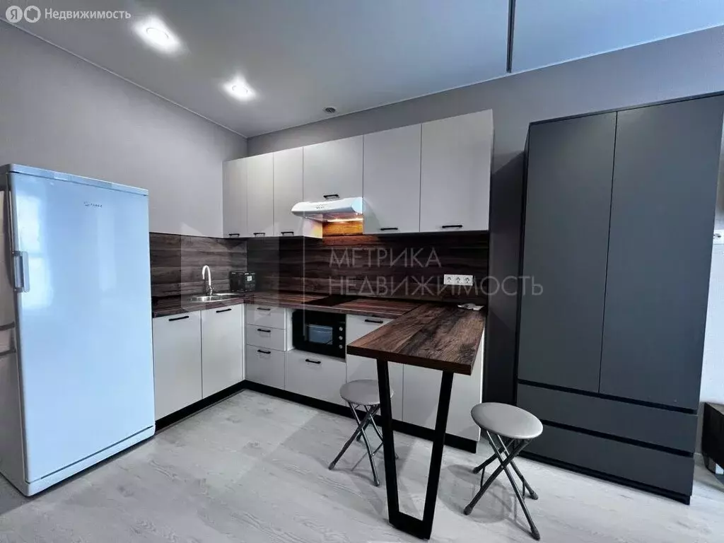 Квартира-студия: Тюмень, улица Павла Никольского, 14 (22.6 м) - Фото 1